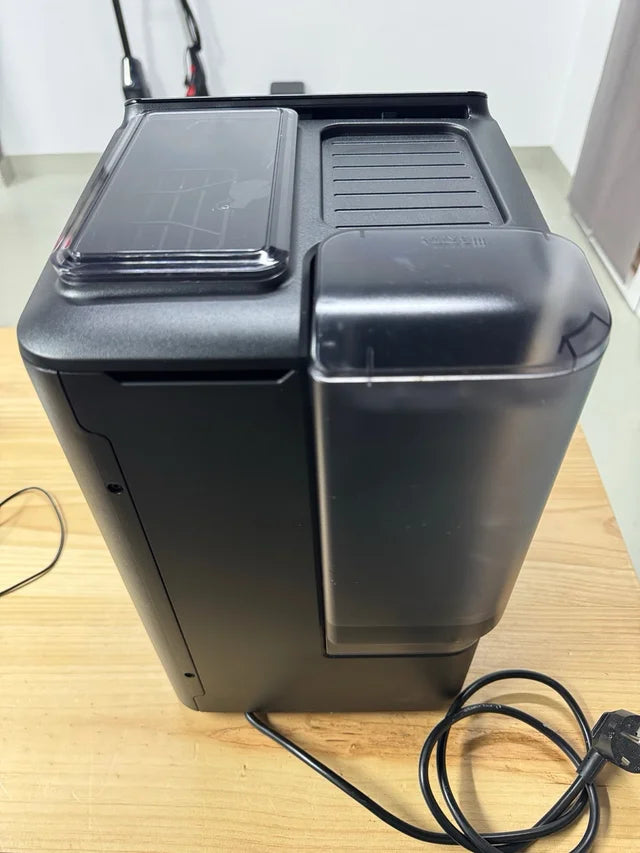 SIEMENS EQ300 cafetera superautomática