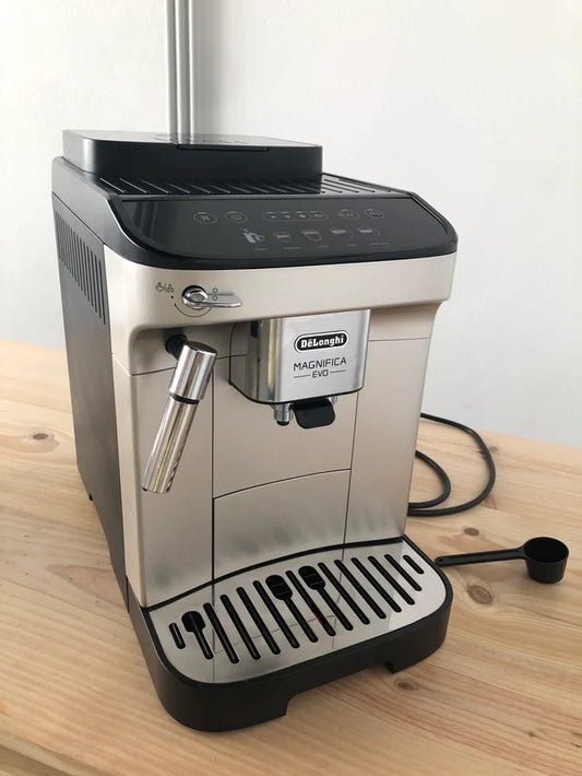 De'Longhi Magnifica Evo ECAM292.33.SB, Plata